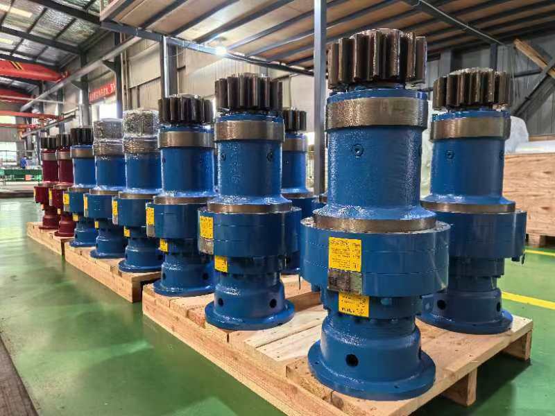 planetary gear reducers